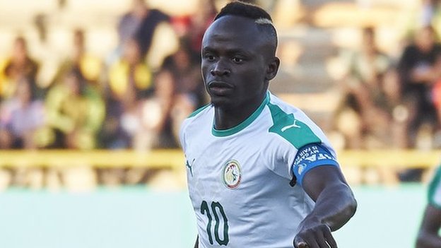 FURON V4 SADIO MANE 26.5 レア FURON V4 SADIO MANE 26.5 レア Sadio Mané shows off his New Balance