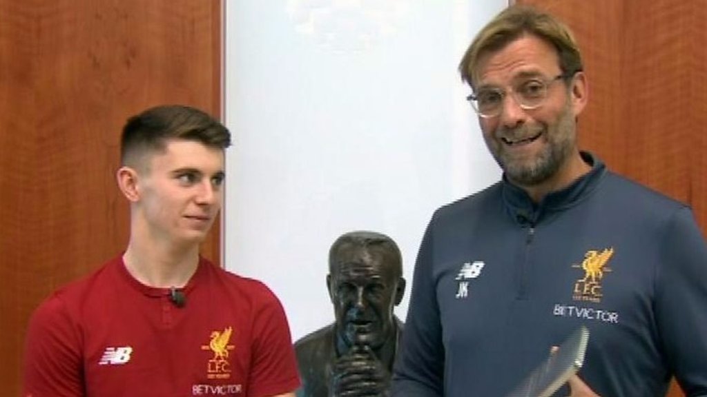 Ben Woodburn: Wales forward gets award from Liverpool boss Jurgen Klopp