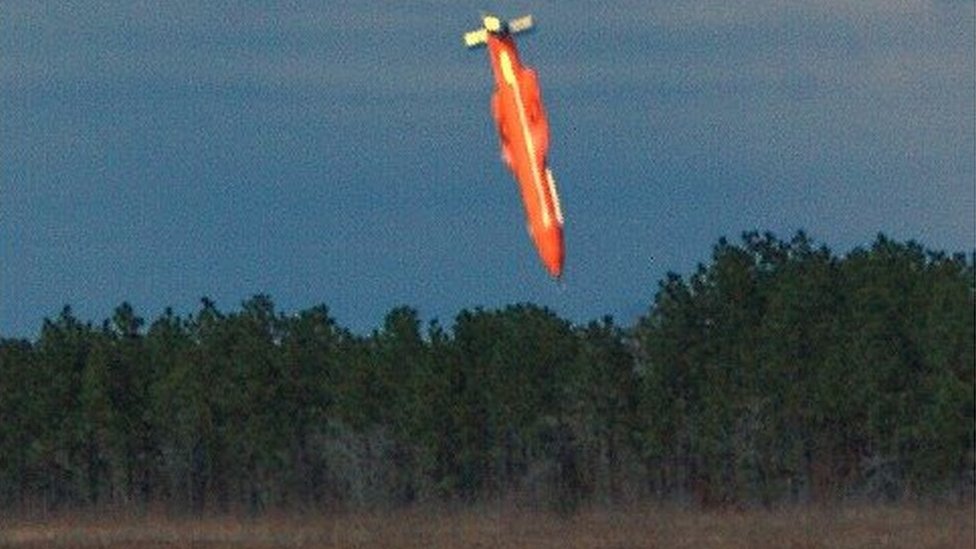 Foto de archivo de la bomba GBU-43/B MOAB
