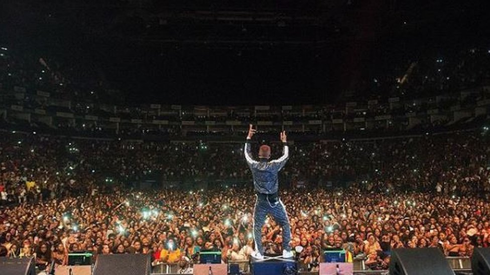 Starboy No 1 - Wizkid overtakes Burnaboy as he becomes the 1st African  artiste to headline 80k capacity London Stadium