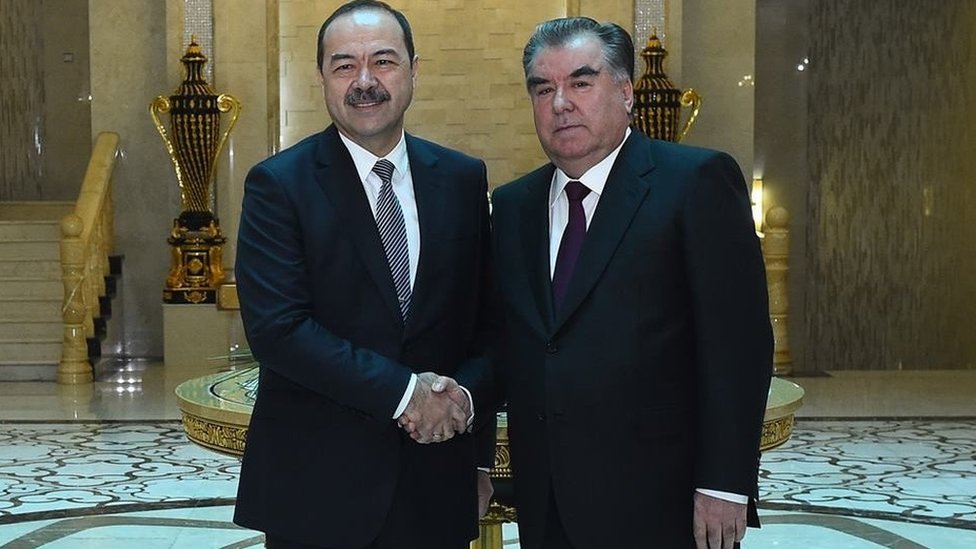 Porno filmlar va seriallarni tomosha qiling Aktrisalarning porno videolarini yuqori sifatli tomosha qiling