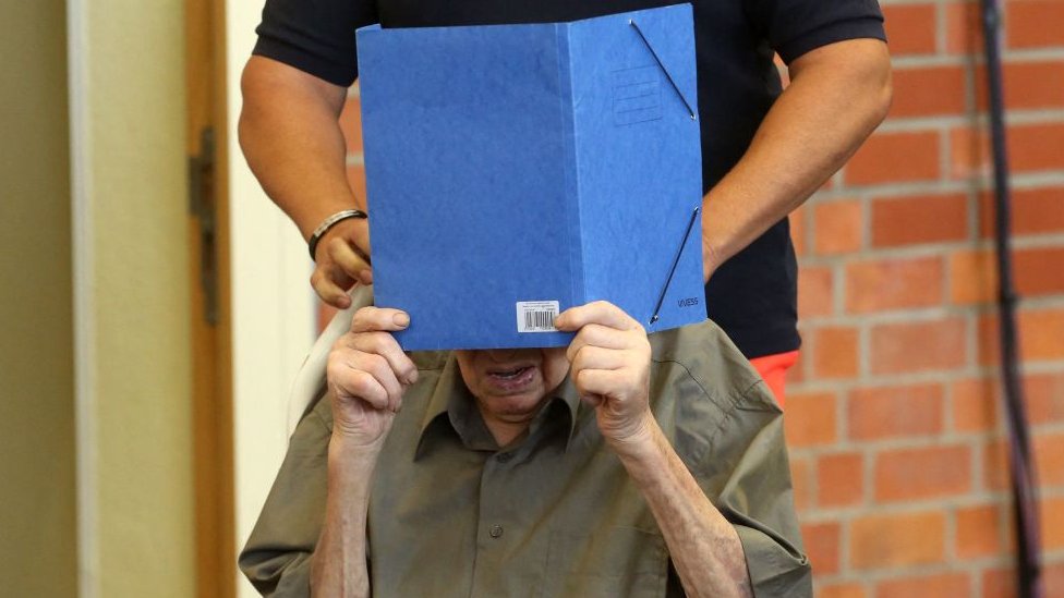 Oldest convicted Nazi criminal dies at 102