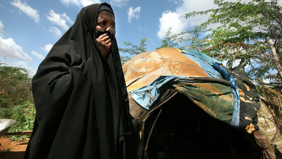 Jinsiy aloqadan keyin spermani tatib korgan yigit video
