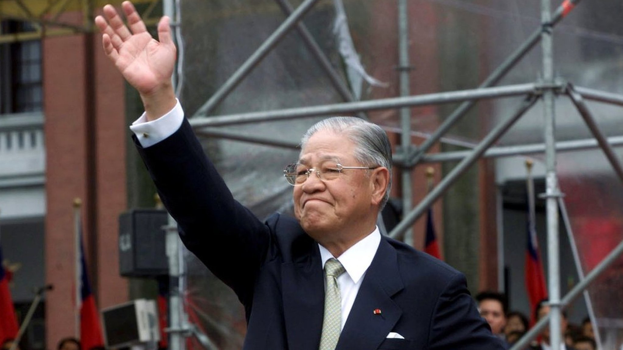 【海外品・希少品】李登輝　総統　限定フィギュア　台湾　保守　政治家　政治　選挙 台湾海峡挟み対峙した習近平氏と李登輝氏の因縁 - 日本経済新聞