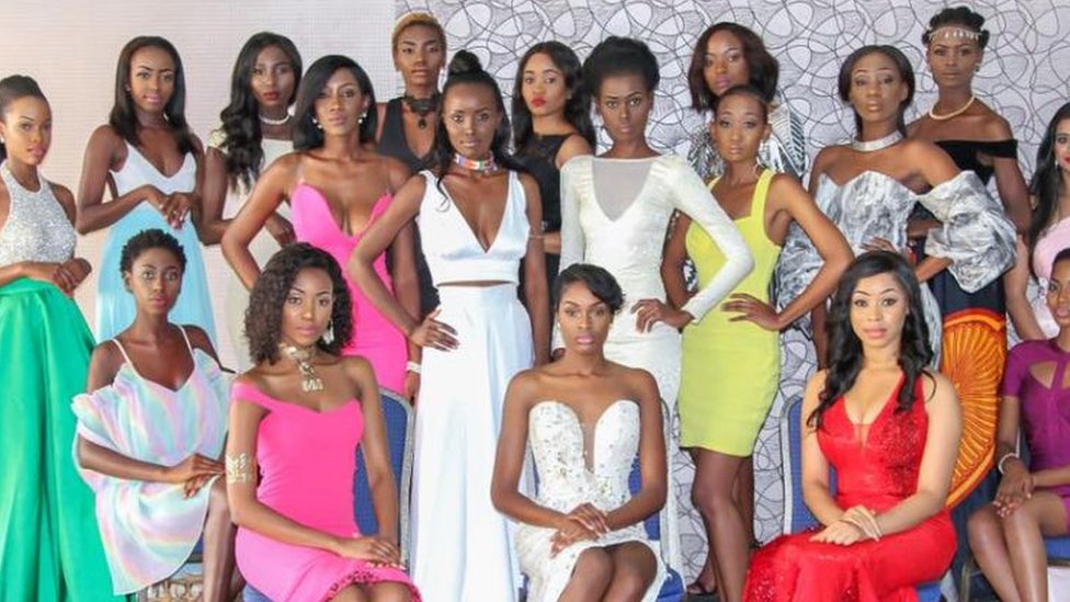 Rolli oyinlar uchun jinsiy istaklar Onlayn porno defloratsiyani tomosha qiling