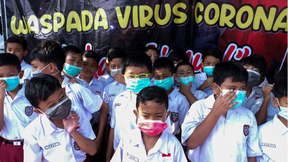 Virus Corona Jokowi Umumkan Langkah Pengendalian Covid 19 Tapi Tanpa Komando Nasional Bbc News Indonesia