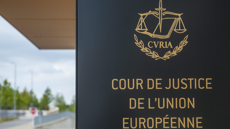 ECJ, jilbab, eropa
