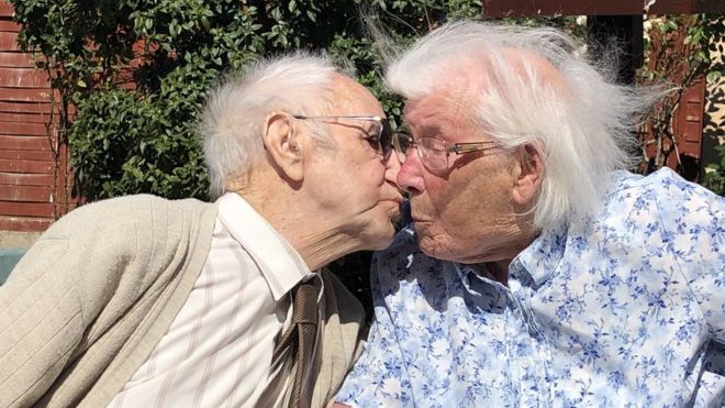英国结婚80年老夫妻分享爱情幸福秘诀 c 英伦网