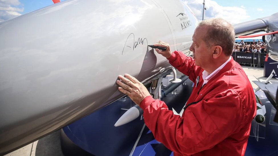 Porno xizmatchi korish Magnitogorsk bir martalik jinsiy sherik