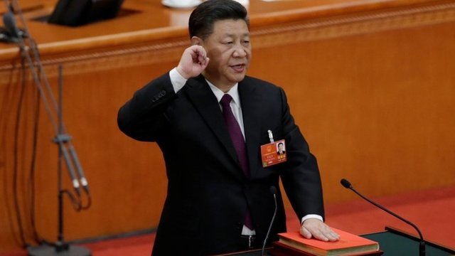 Xi fue elegido con 2.970 votos a favor, ninguno en contra y cero abstenciones. Xi Jinping