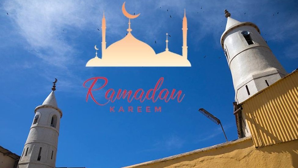 Transvestitlar va qizlarning porno videolari Ogziga siyishni porno tomosha qiling