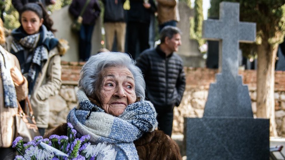 Finalmente em casa: identificados e enterrados restos mortais de