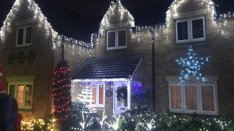 Burton Latimer Christmas cul-de-sac lights raise £25k for charity