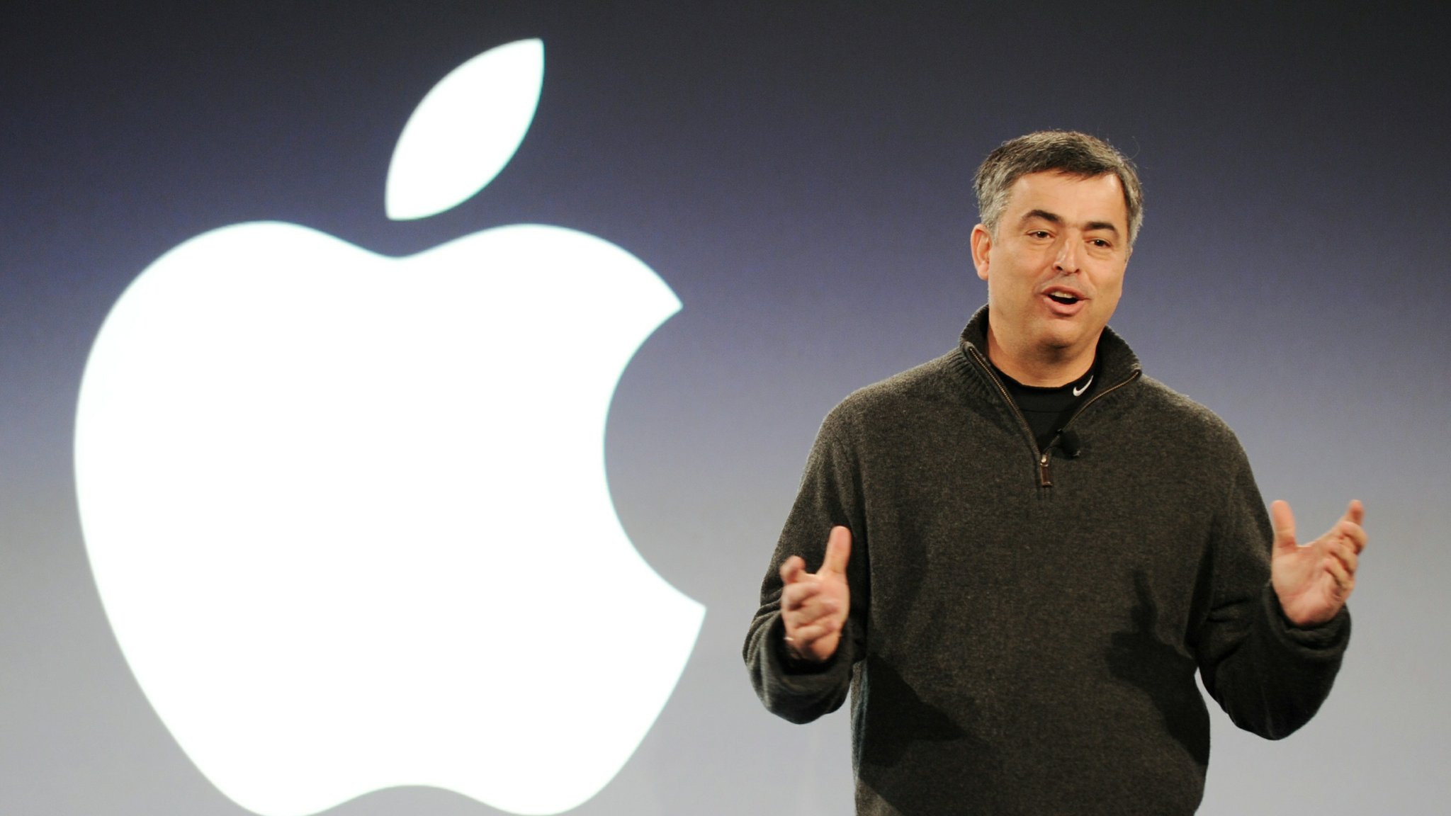 Apple Music attracts 20 million subscribers in 18 months - BBC News