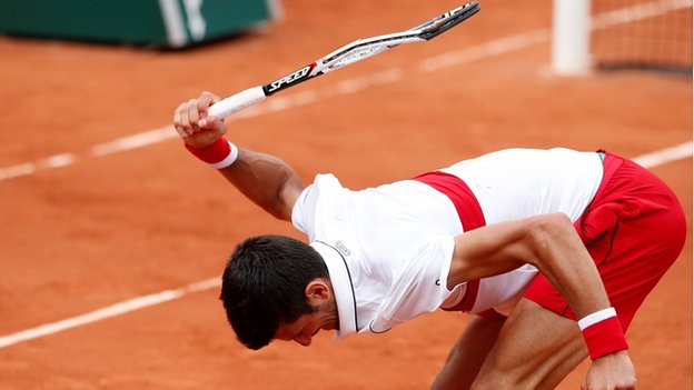 Novak Djokovic battles through to last 16 at French Open
