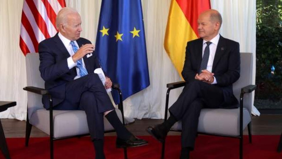 Bitta fotosuratda uchta lezbiyen Semiz fohisha fotosurati