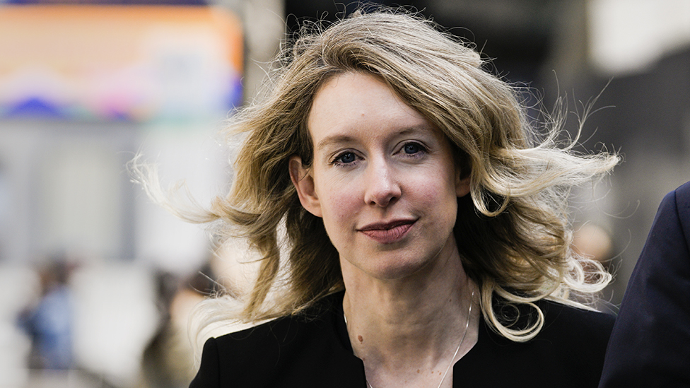 Elizabeth Holmes delays start of prison sentence