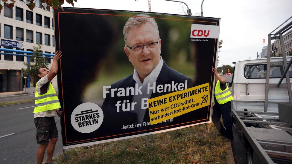 Berlin state poll: Losses for Merkel's CDU, gains for AfD