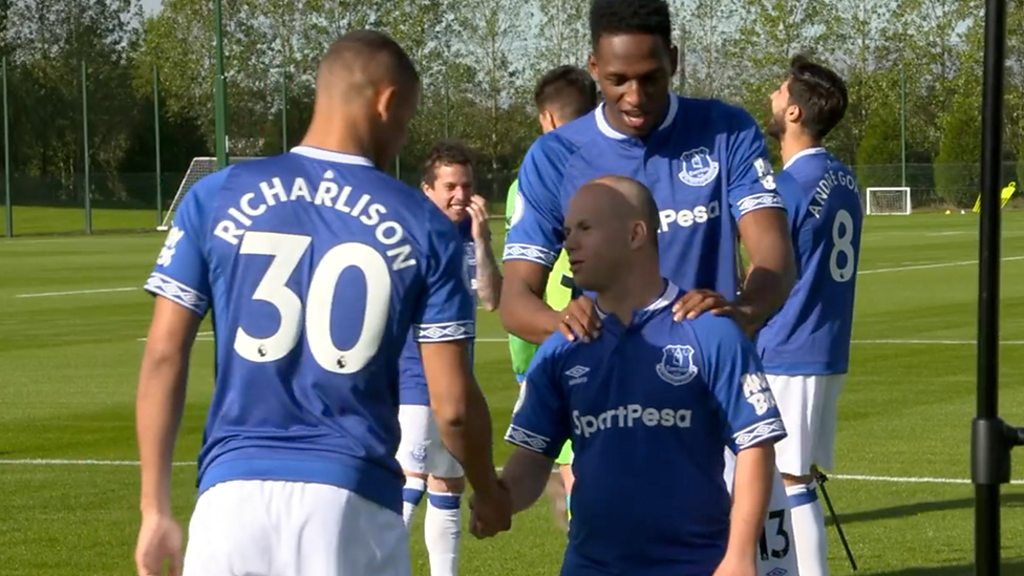 Mocked Down's syndrome Everton fan meets players