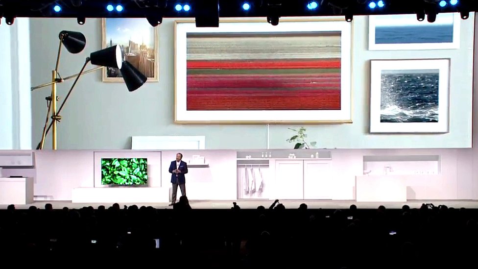 CES 2017: Samsung and LG TVs battle to blend in