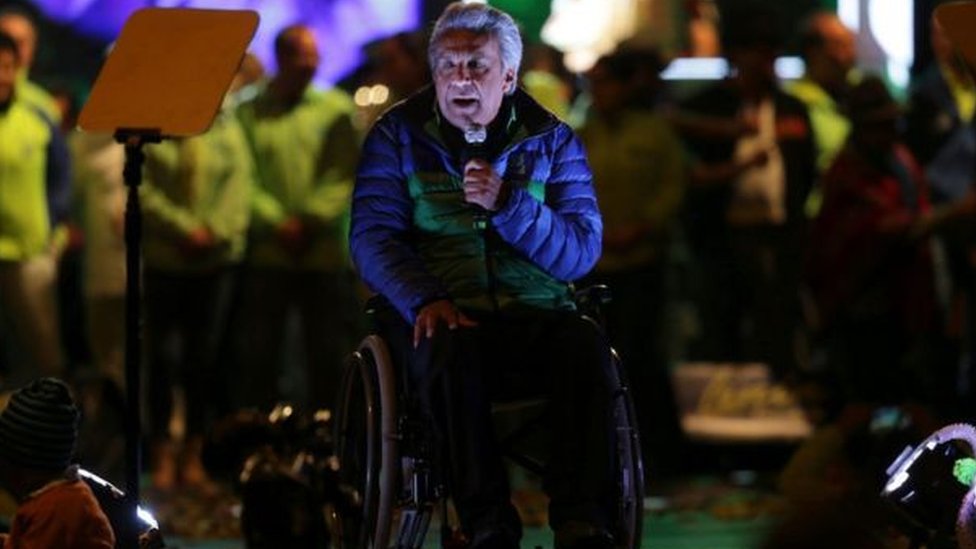 يأمل مورينو أن يخلف الرئيس المتنحي بعد عقد من قيادة الإكوادور