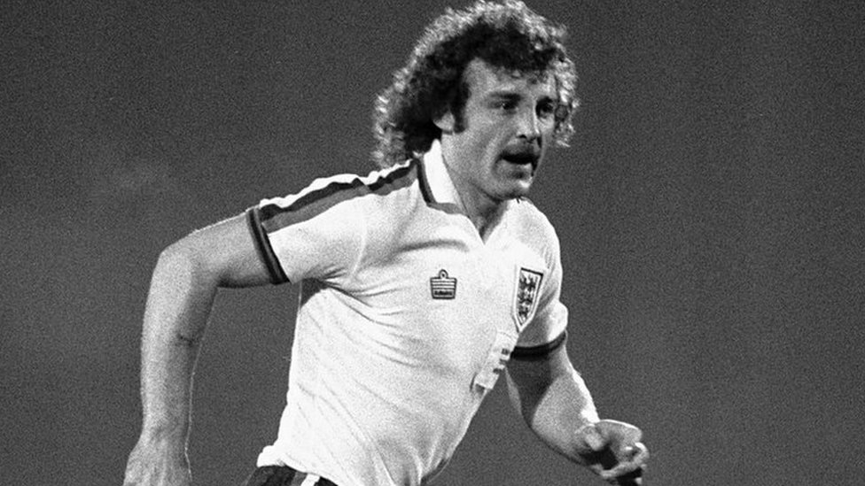 'The complete footballer' - tributes paid to Ipswich Town legend Beattie