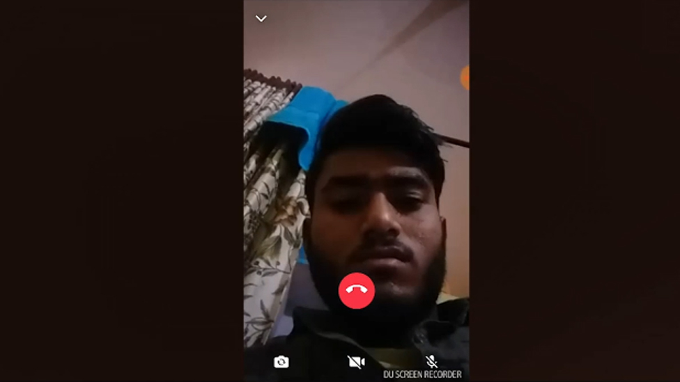 Porno tsyu Fors Pelening fotosuratlari va videolari