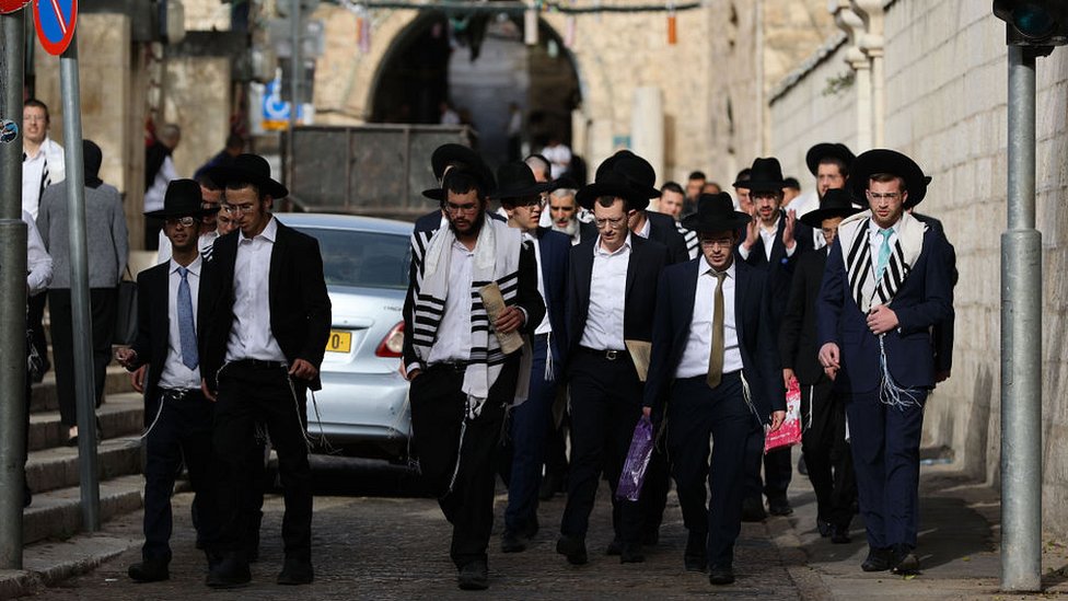 Jenna Jeymson ishtirokidagi Youtube videolari va pornografik filmlar