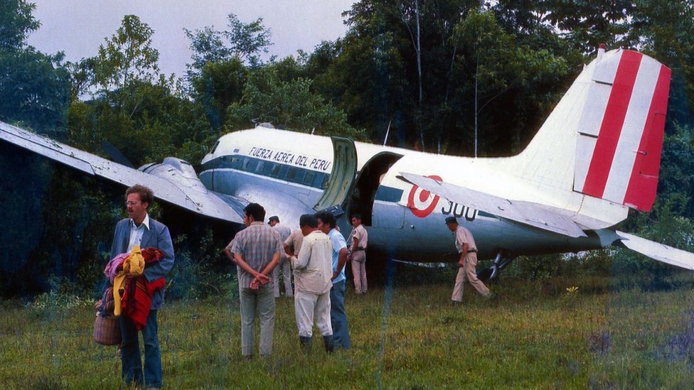 Entrega aérea pacote caixa de madeira pacote queda aérea com pára