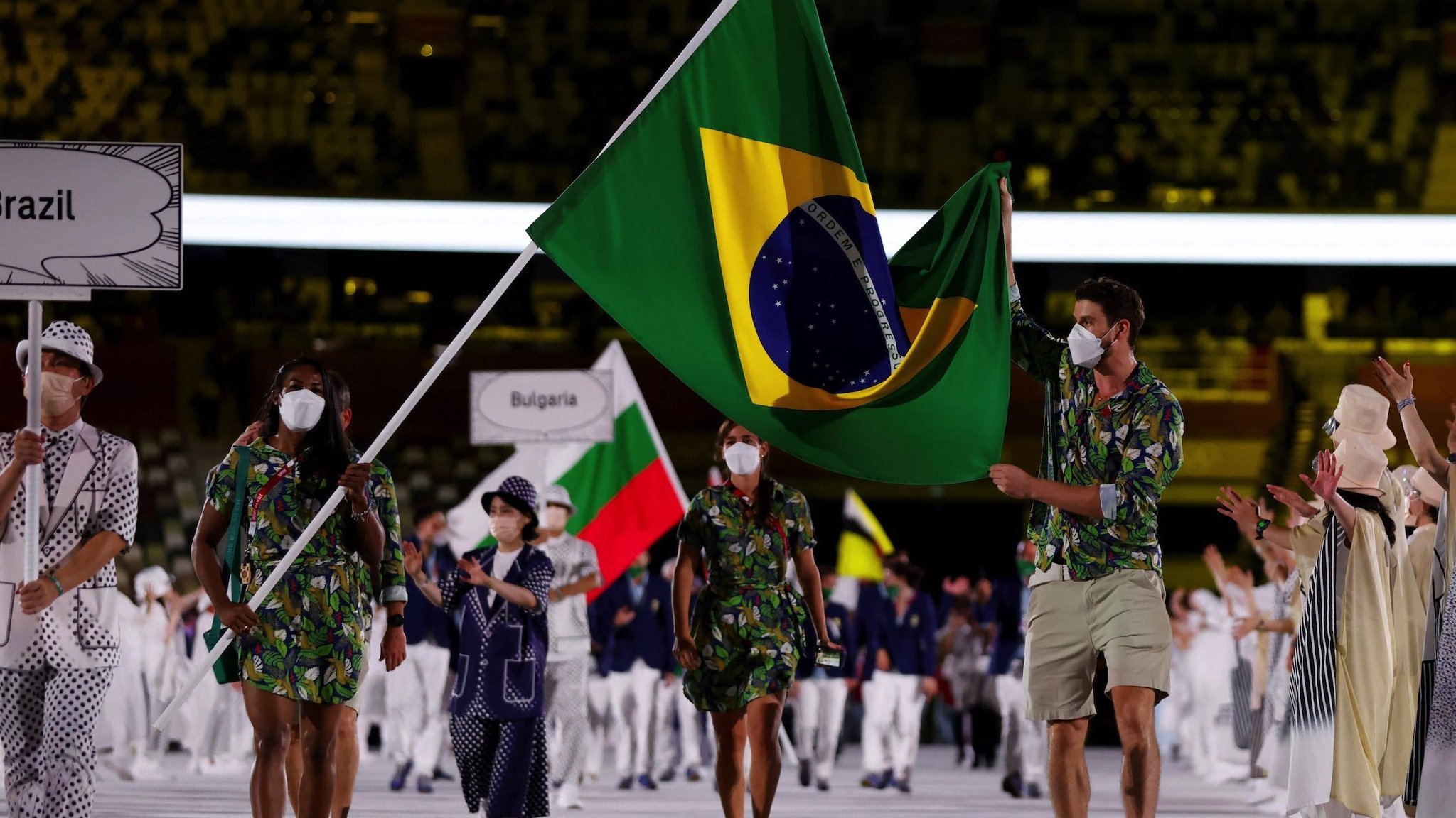 Tóquio 2020: desfile dos países na cerimônia de abertura foi embalado por  músicas de games - GameBlast