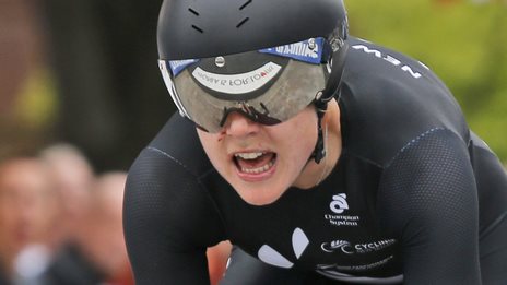 Villumsen wins time-trial gold