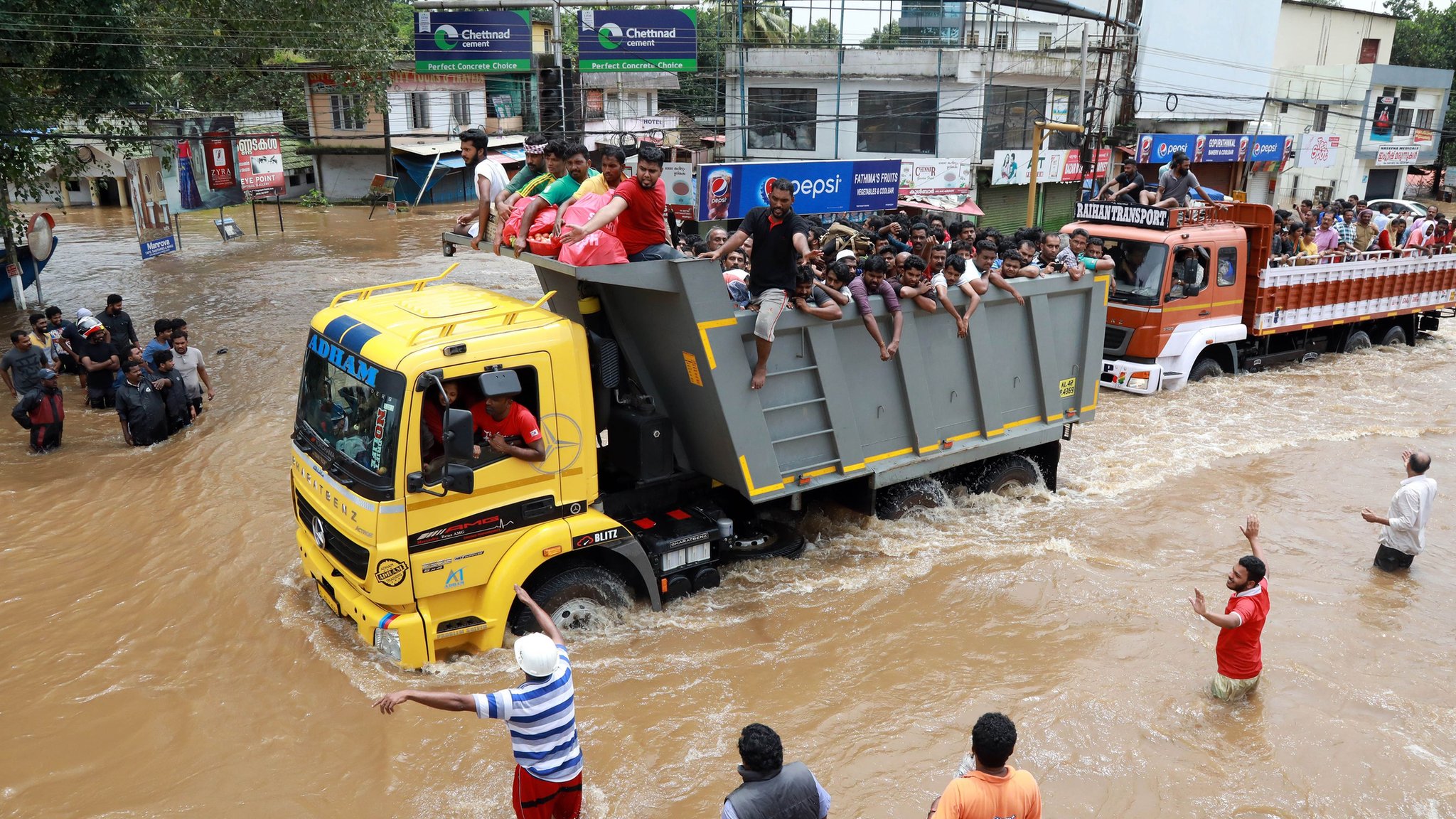 Kerala floods: PM Modi inspects flood rescue effort