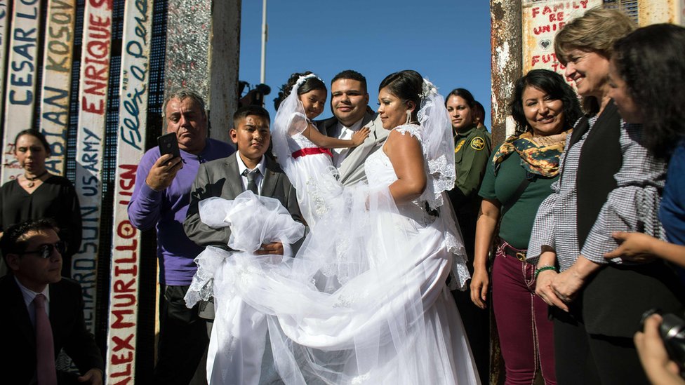 La pareja de novios el día de su boda.