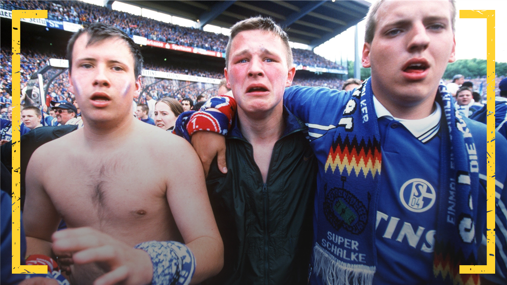 Fanion Vintage FC Schalke 04 - Allemagne - Bundesliga - S04 Gelsenkirchen