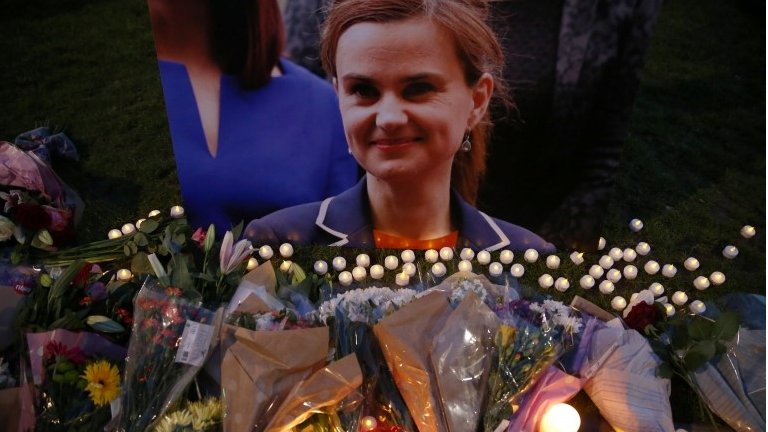 Jo Cox death: Vigils held in memory of killed Labour MP