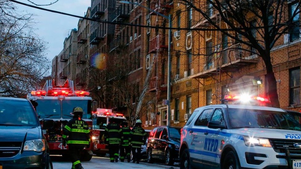 Edificio incendiado en el Bronx
