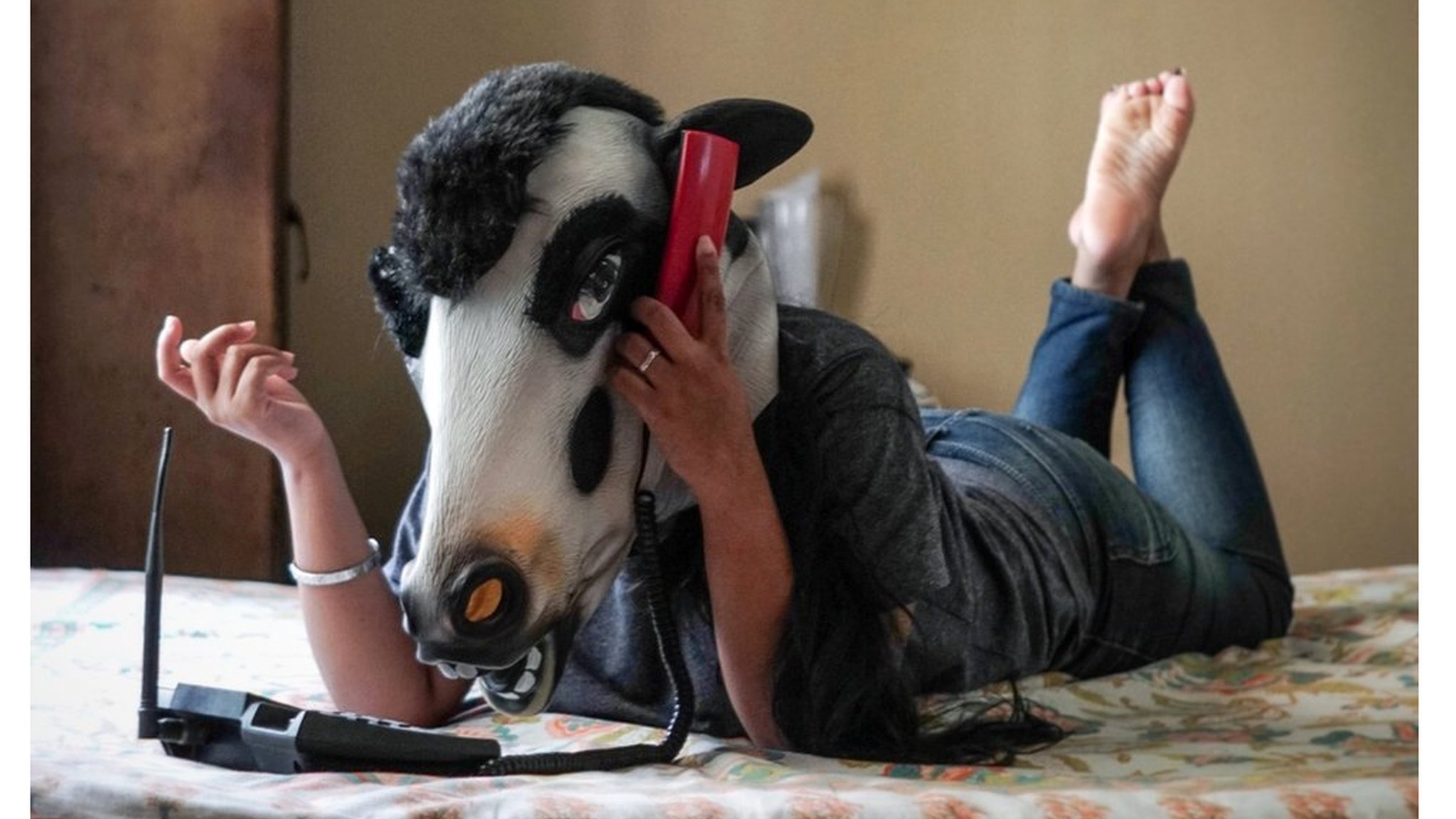 Yalangoch qoramagiz qizlarning fotosuratlarini koring