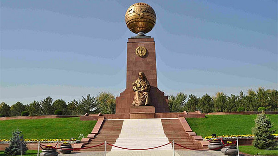 Neylon oyoqlari jinsiy aloqa