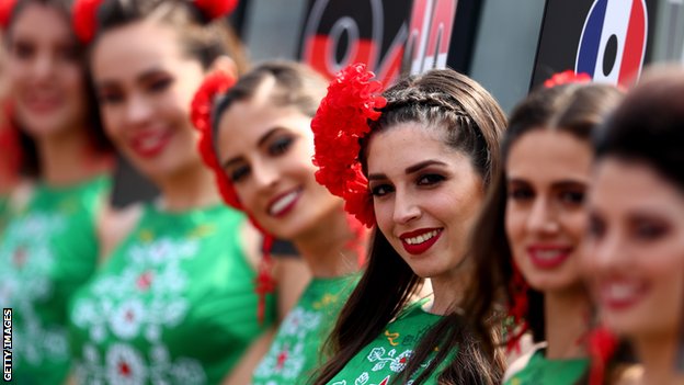 Chicas en el Gran Premio de México