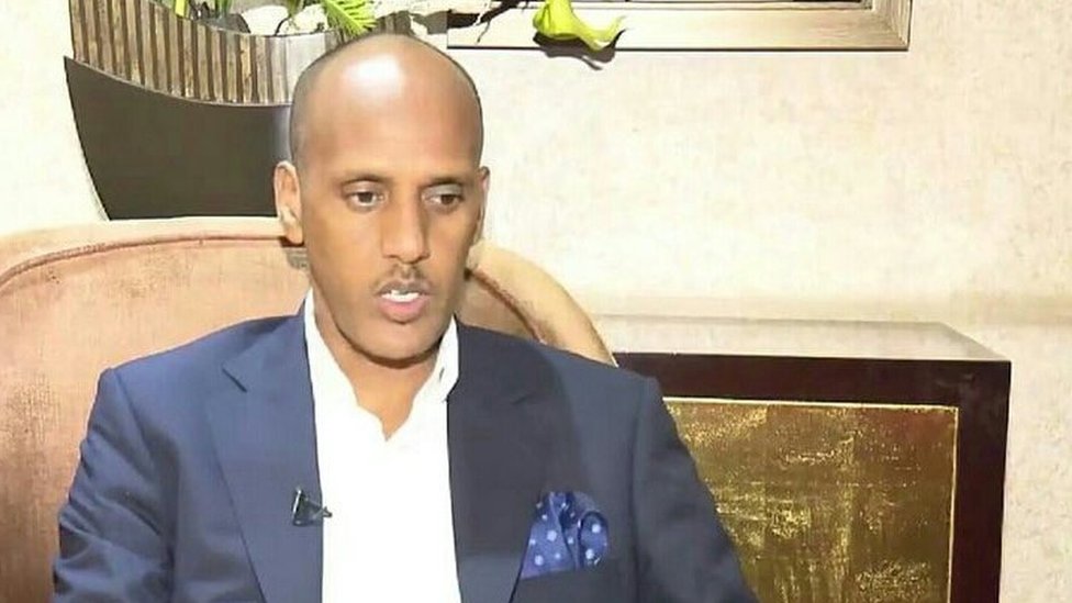 Men tasodifan pornoga qaradim.