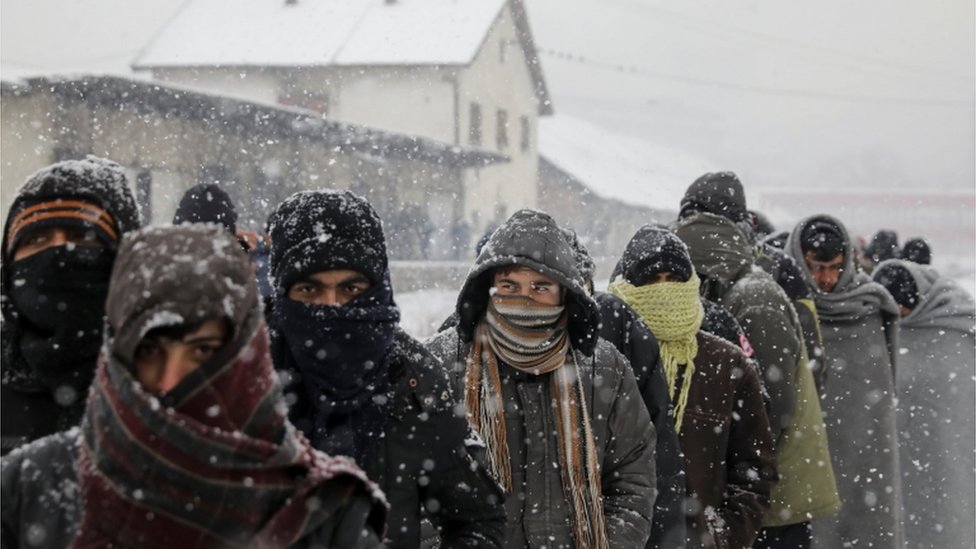 يواجه اللاجئون درجات حرارة تصل إلى 16 تحت الصفر