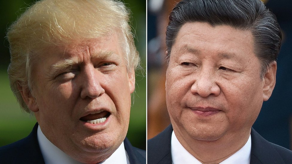 Mientras Trump da la espalda al multilateralismo, Xi se posiciona a China como adalid de la globalización El presidente estadounidense, Donald Trump, y el presidente chino, Xi Jinping