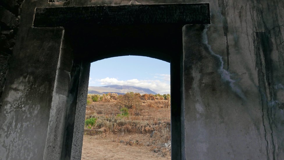 El monte Etna visto desde la casa de Blanco