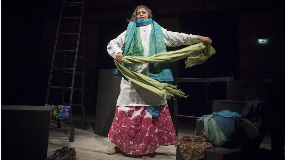 Mallika Taneja durante su actuación (Foto: Claudia Pajewski)