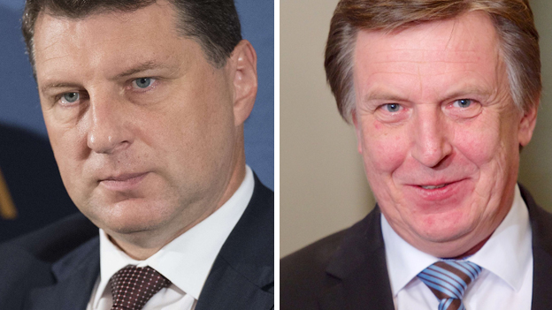 Latvian President Raimonds Vejonis (left) and Prime Minister Maris Kucinskis