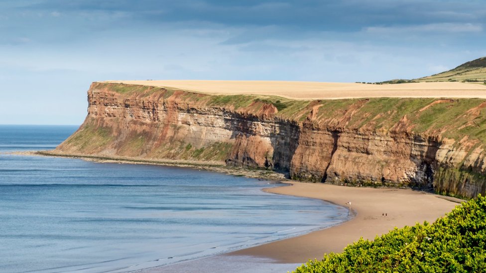 Two teenagers' bodies found at bottom of Saltburn cliff