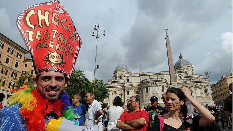 El polémico documento del Vaticano que rechaza las nuevas formas de  identidad de género - BBC News Mundo