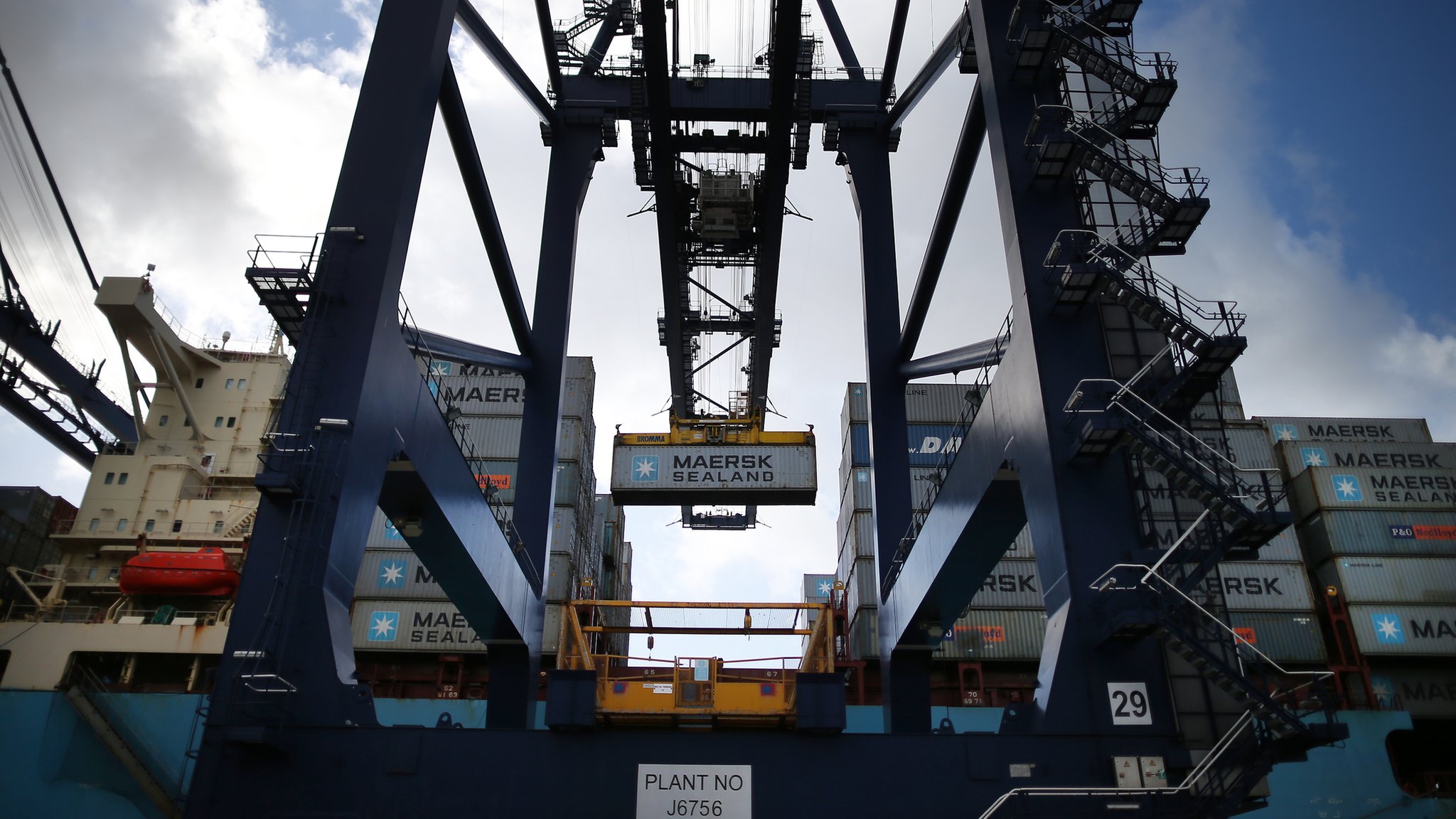 Firms may face upfront VAT after Brexit