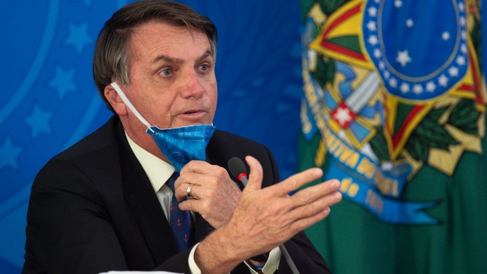 OMS começa a perder a paciência com Bolsonaro, diz jornal francês -  12/04/2021 - UOL Notícias