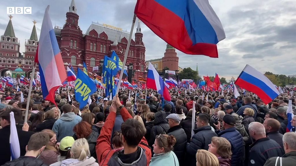 ロシアで部分的動員令への抗議続く、1日で700人超逮捕と人権団体 - BBC